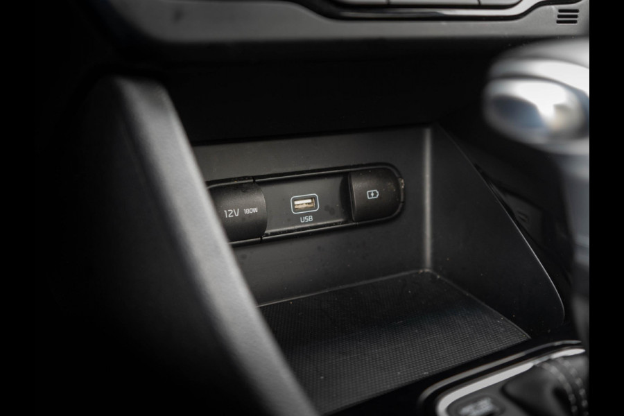 Kia Niro 1.6 GDi Hybrid DynamicPlusLine Nederlandse dealer onderhouden auto.| Stoel en stuurverwarming | Navigatie |