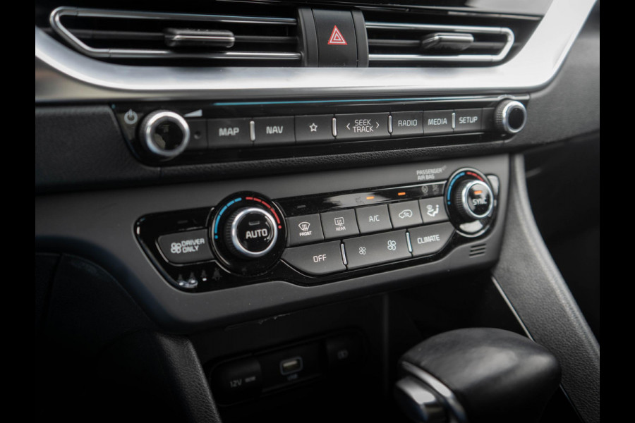 Kia Niro 1.6 GDi Hybrid DynamicPlusLine | Stoel en stuurverwarming | Achteruitrijcamera | Navigatie |