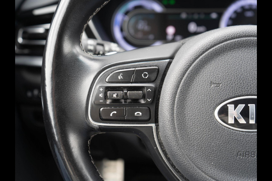 Kia Niro 1.6 GDi Hybrid DynamicPlusLine | Stoel en stuurverwarming | Achteruitrijcamera | Navigatie |
