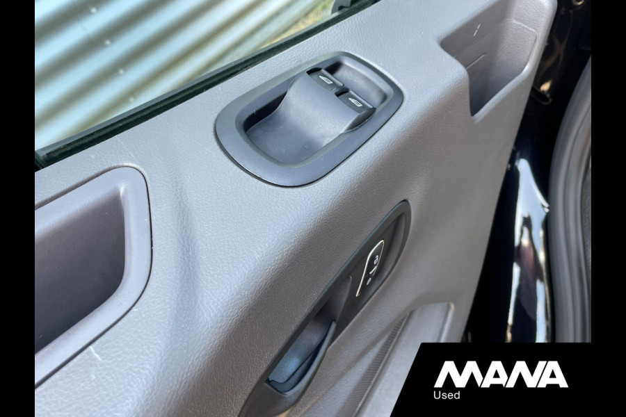 Ford Transit 350 MHEV 130PK L2H2 Groot multimedia Carplay Sensoren Cruise Inrichting