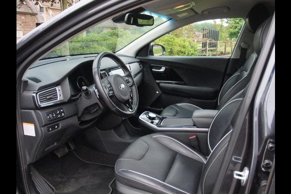 Kia e-Niro ExecutiveLine 64 kWh | Camera | Apple Carplay | Cruise Control | JBL | Leer |