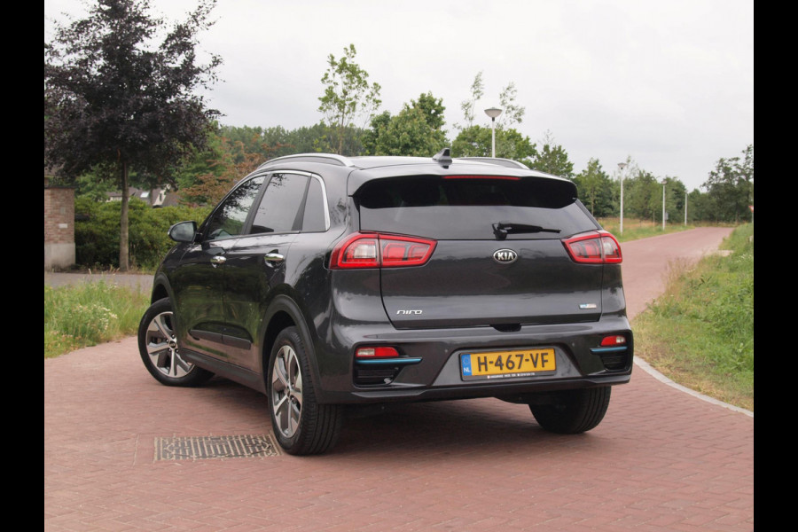 Kia e-Niro ExecutiveLine 64 kWh | Camera | Apple Carplay | Cruise Control | JBL | Leer |