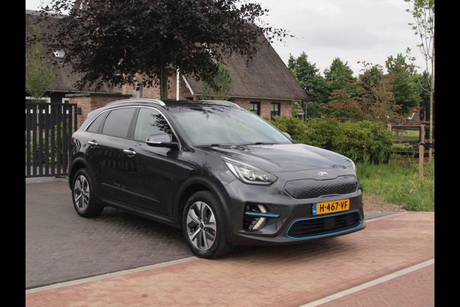 Kia e-Niro ExecutiveLine 64 kWh | Camera | Apple Carplay | Cruise Control | JBL | Leer |
