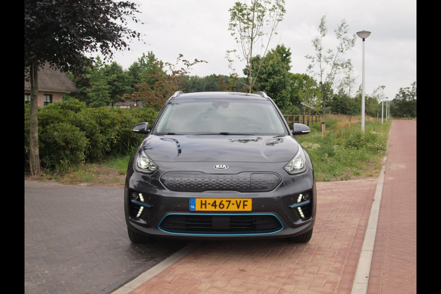 Kia e-Niro ExecutiveLine 64 kWh | Camera | Apple Carplay | Cruise Control | JBL | Leer |