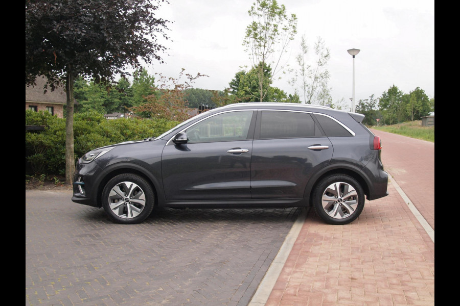 Kia e-Niro ExecutiveLine 64 kWh | Camera | Apple Carplay | Cruise Control | JBL | Leer |