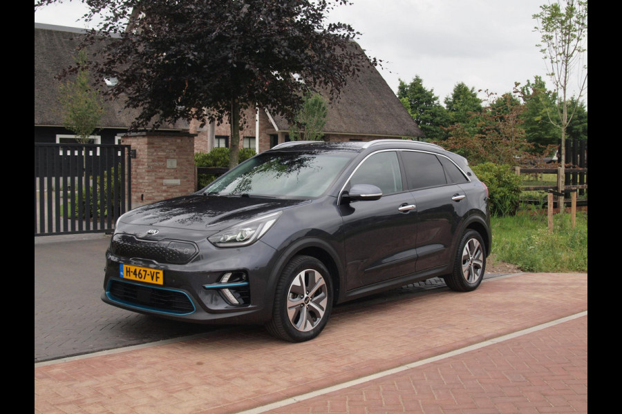 Kia e-Niro ExecutiveLine 64 kWh | Camera | Apple Carplay | Cruise Control | JBL | Leer |