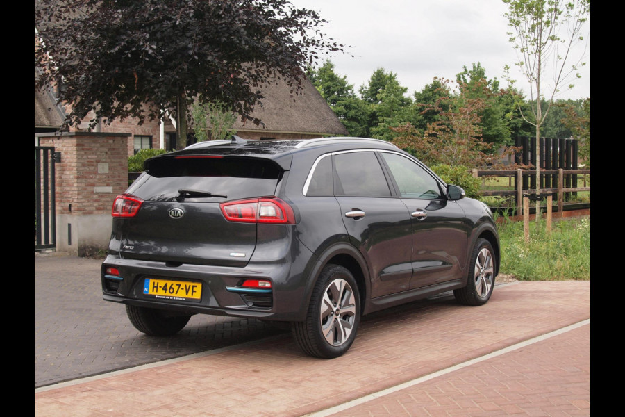 Kia e-Niro ExecutiveLine 64 kWh | Camera | Apple Carplay | Cruise Control | JBL | Leer |