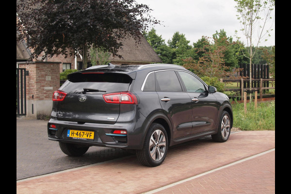 Kia e-Niro ExecutiveLine 64 kWh | Camera | Apple Carplay | Cruise Control | JBL | Leer |