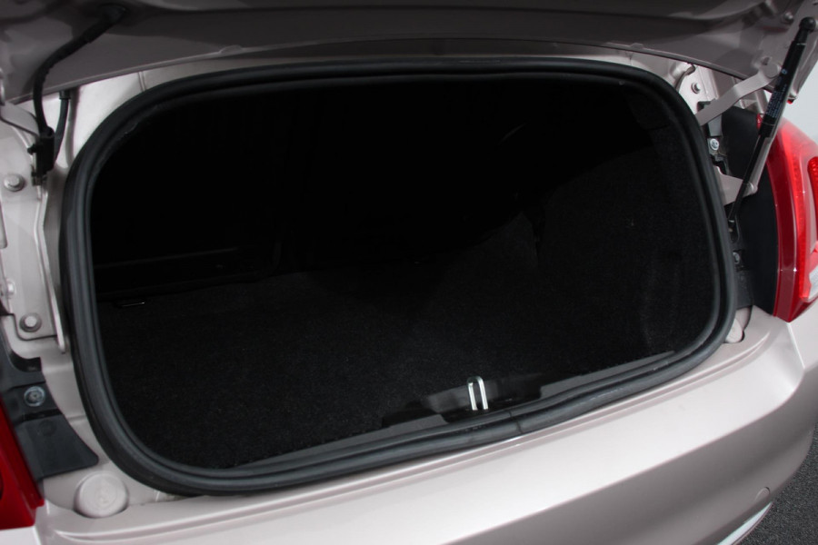 Fiat 500C 1.2 Automaat Star | Lederen Bekleding | Climate control | Cruise Control | Parkeersensoren Achter |  16 Inch Lichtmetalen Velgen |