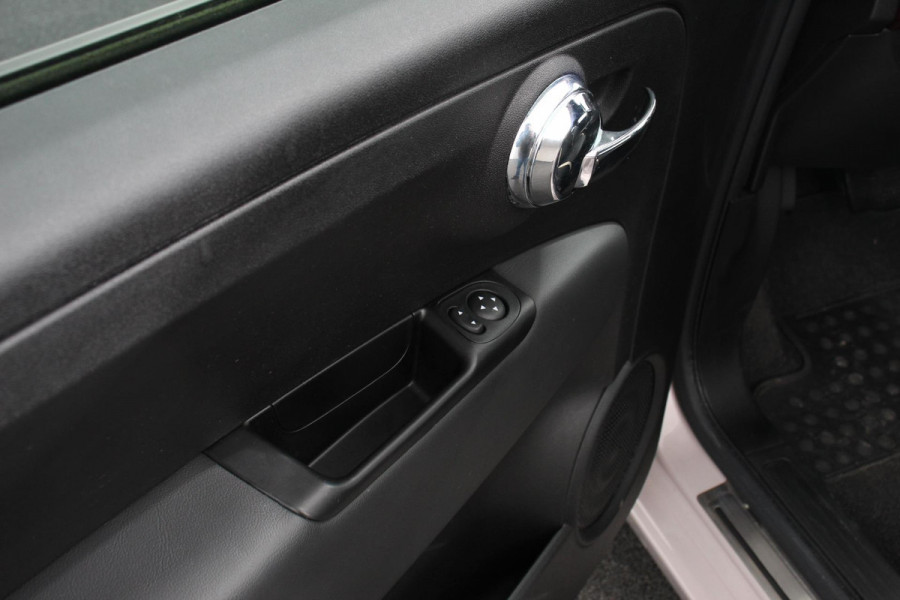 Fiat 500C 1.2 Automaat Star | Lederen Bekleding | Climate control | Cruise Control | Parkeersensoren Achter |  16 Inch Lichtmetalen Velgen |