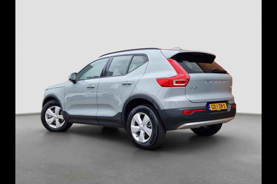 Volvo XC40 2.0 B3 Essential | Apple Carplay / Android Auto | Climate | PDC | DAB | Licht- en Regensensor | LED |