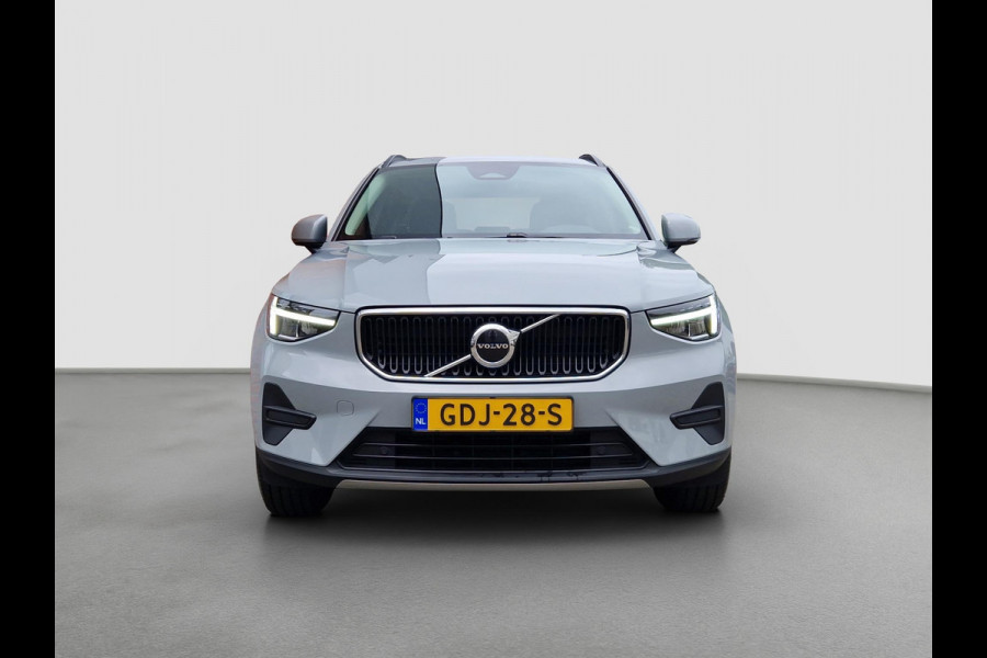 Volvo XC40 2.0 B3 Essential | Apple Carplay / Android Auto | Climate | PDC | DAB | Licht- en Regensensor | LED |