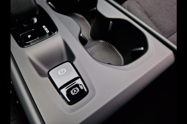 Volvo XC40 2.0 B3 Essential | Apple Carplay / Android Auto | Climate | PDC | DAB | Licht- en Regensensor | LED |