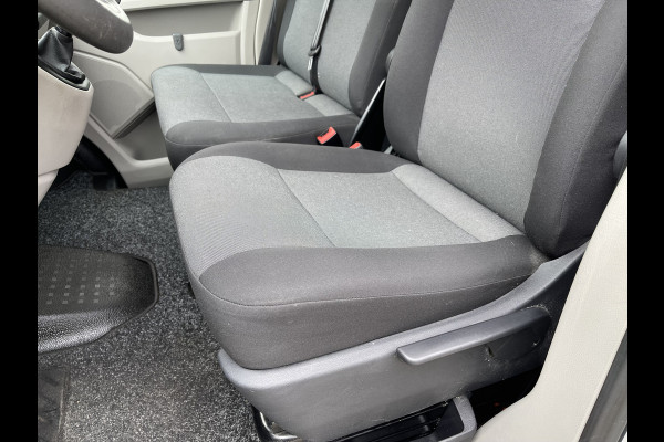 Volkswagen Transporter 2.0 TDI L1H1 Comfortline / vaste prijs rijklaar € 13.950 ex btw / lease vanaf € 235 / airco / cruise / trekhaak 2200 kg / imperial / euro 6 / achterklep