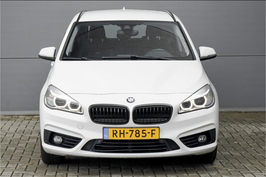 BMW 2 Serie Active Tourer 218i Sport Line Navi Camera Trekhaak
