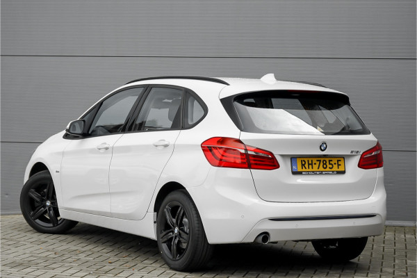 BMW 2 Serie Active Tourer 218i Sport Line Navi Camera Trekhaak