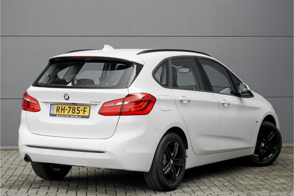 BMW 2 Serie Active Tourer 218i Sport Line Navi Camera Trekhaak