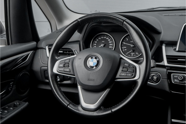 BMW 2 Serie Active Tourer 218i Sport Line Navi Camera Trekhaak