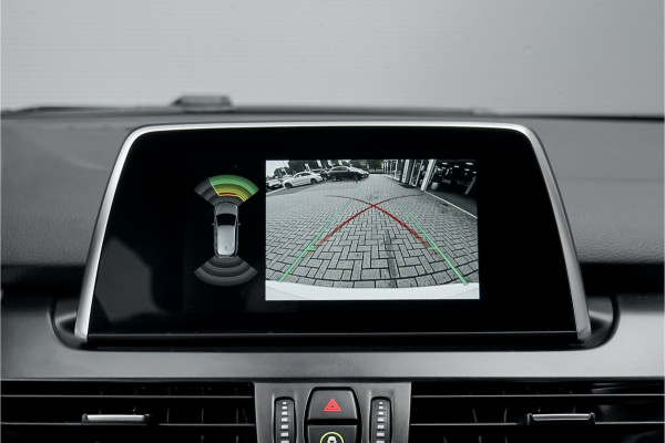 BMW 2 Serie Active Tourer 218i Sport Line Navi Camera Trekhaak