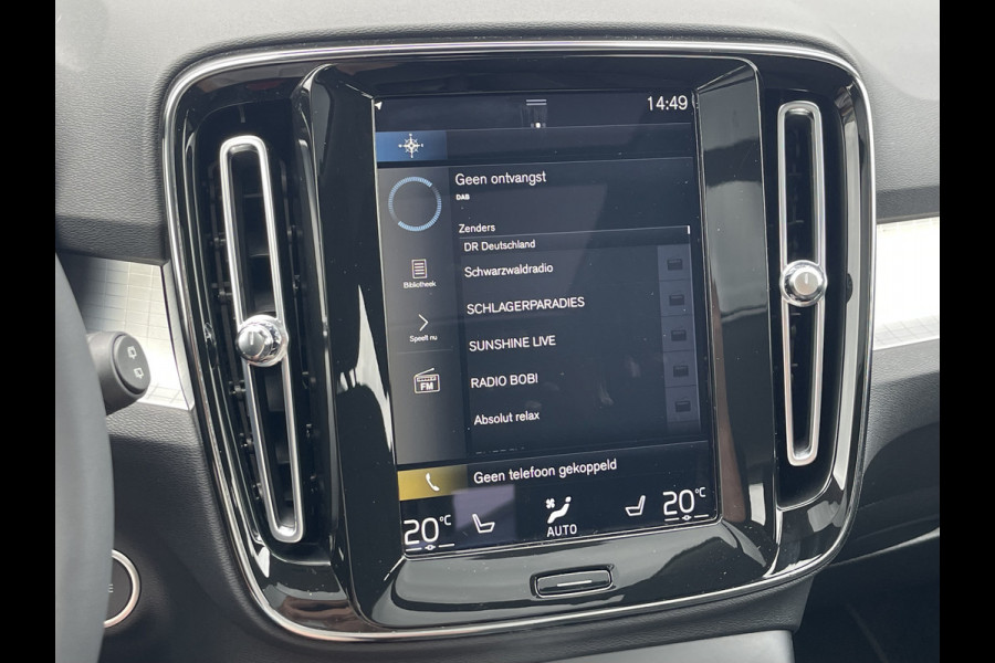 Volvo XC40 1.5 T3 Momentum | Pano | Camera | CarPlay | LED | DAB+ | 18 inch