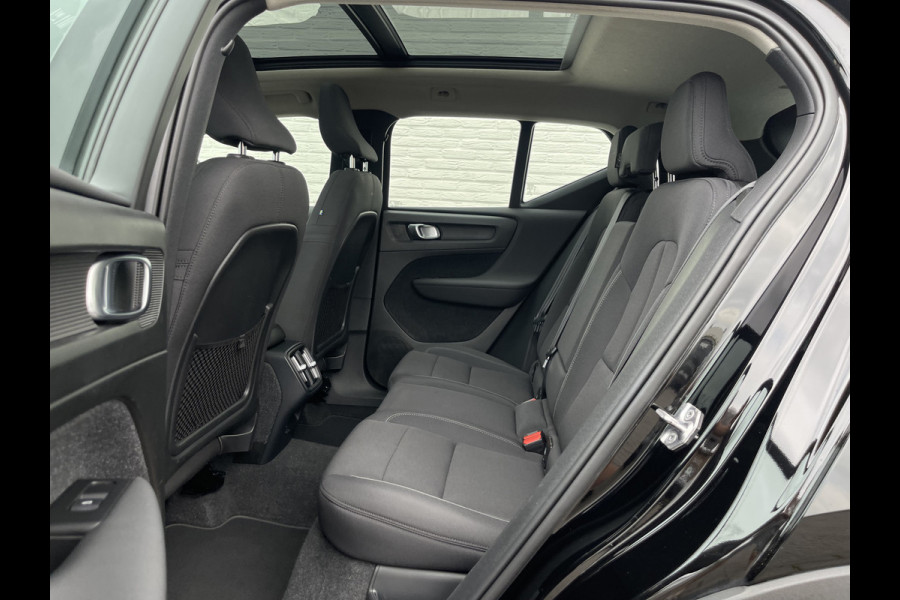 Volvo XC40 1.5 T3 Momentum | Pano | Camera | CarPlay | LED | DAB+ | 18 inch