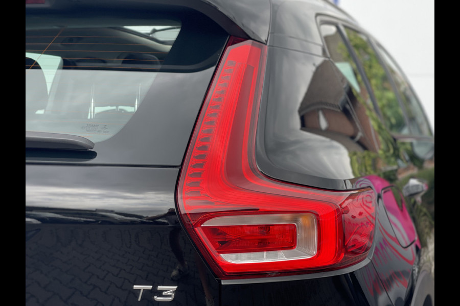 Volvo XC40 1.5 T3 Momentum | Pano | Camera | CarPlay | LED | DAB+ | 18 inch