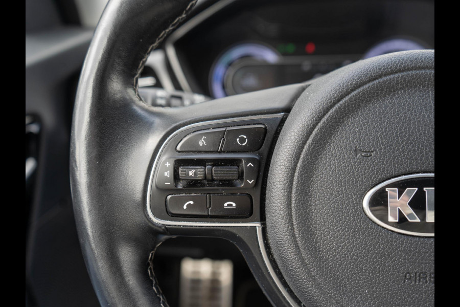 Kia Niro 1.6 GDi Hybrid DynamicPlusLine | Nederlandse dealer onderhouden auto | 18 inch lichtmetalen velgen | Stoel en stuur verwarming |