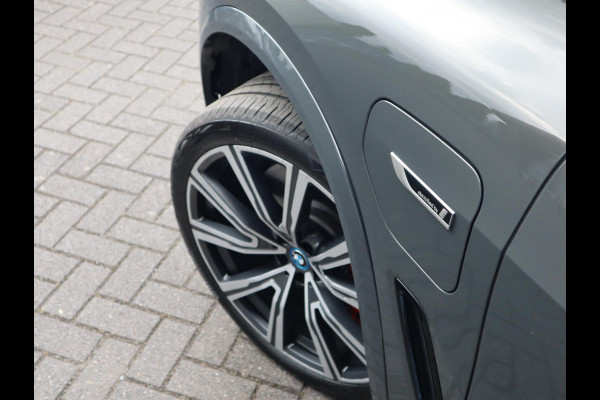 BMW X5 xDrive45e High Executive M Sport | Panorama | Copilot | Massage | Trekhaak |
