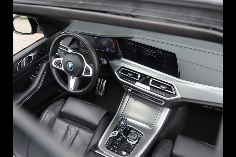 BMW X5 xDrive45e High Executive M Sport | Panorama | Copilot | Massage | Trekhaak |