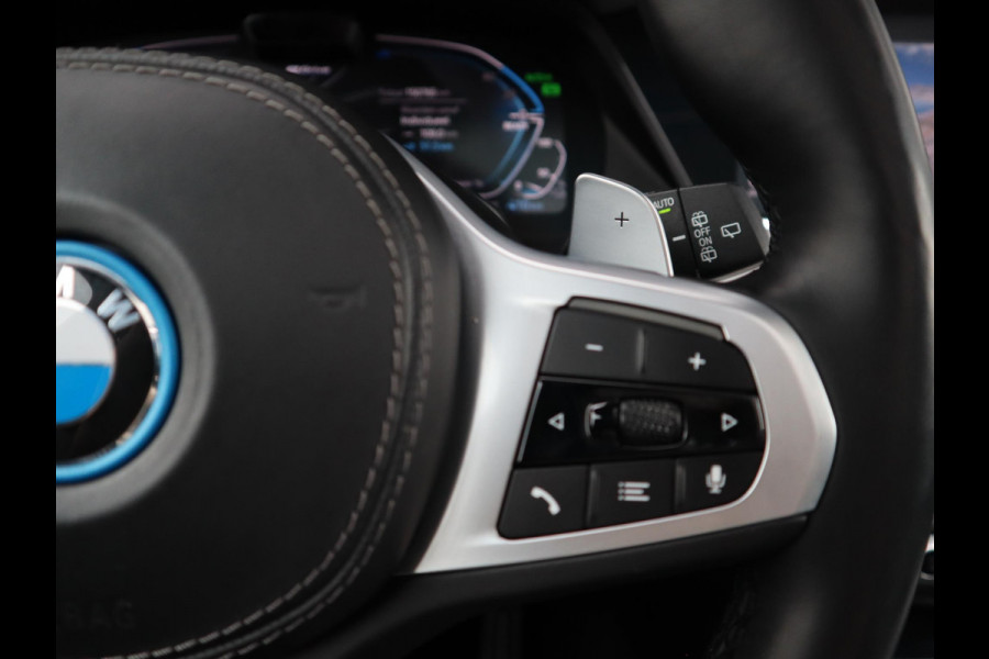BMW X5 xDrive45e High Executive M Sport | Panorama | Copilot | Massage | Trekhaak |
