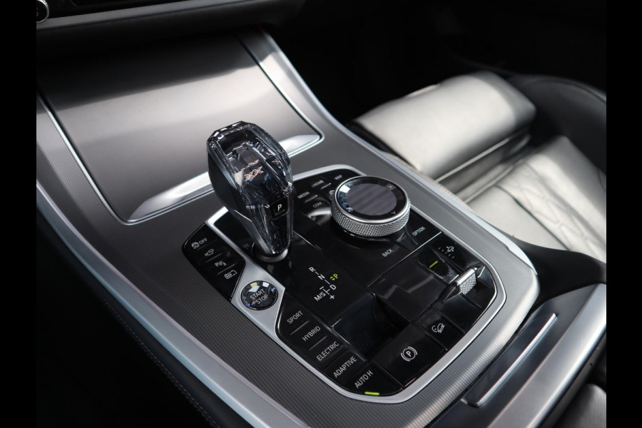 BMW X5 xDrive45e High Executive M Sport | Panorama | Copilot | Massage | Trekhaak |