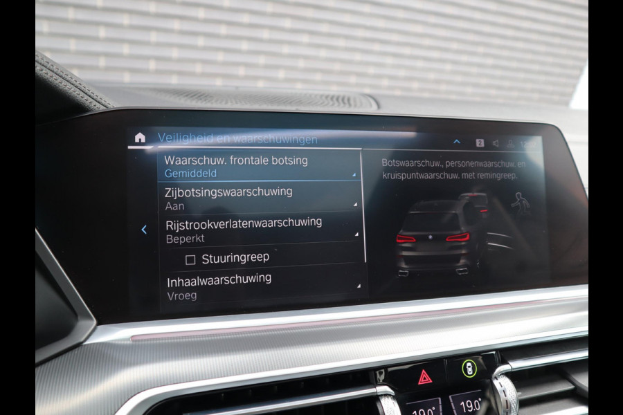 BMW X5 xDrive45e High Executive M Sport | Panorama | Copilot | Massage | Trekhaak |