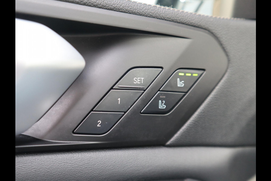 BMW X5 xDrive45e High Executive M Sport | Panorama | Copilot | Massage | Trekhaak |