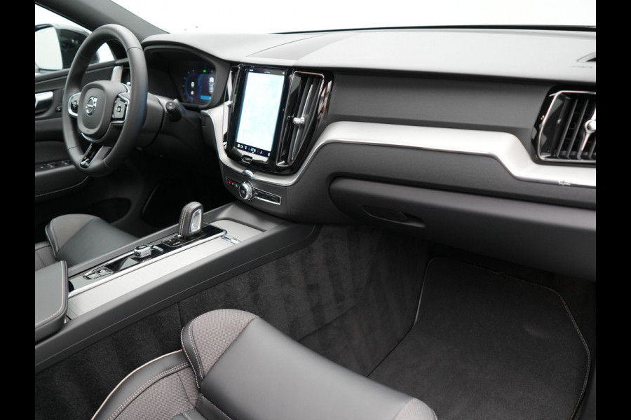 Volvo XC60 T6 Plug-in hybrid AWD R-Design LONG RANGE 350pk PHEV | Panodak | Adaptive Cruise | Lederen Sportstoelen Memory | Google Maps | 21"L.M | Camera | Keyless | Pilot Assist |
