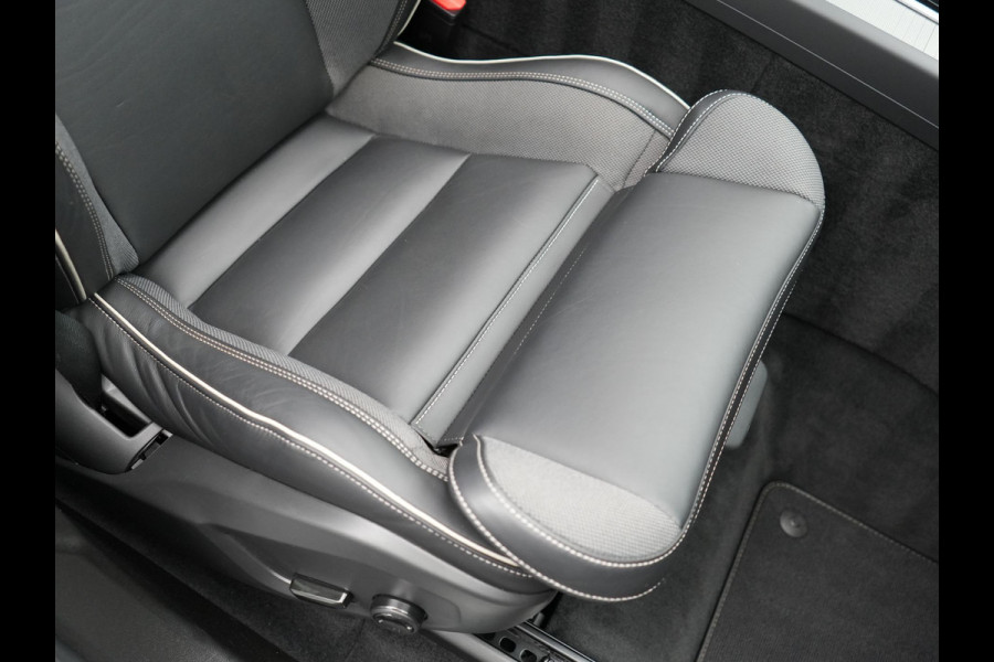 Volvo XC60 T6 Plug-in hybrid AWD R-Design LONG RANGE 350pk PHEV | Panodak | Adaptive Cruise | Lederen Sportstoelen Memory | Google Maps | 21"L.M | Camera | Keyless | Pilot Assist |