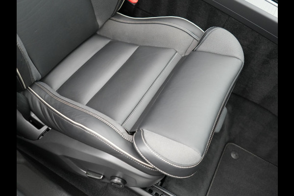 Volvo XC60 T6 Plug-in hybrid AWD R-Design LONG RANGE 350pk PHEV | Panodak | Adaptive Cruise | Lederen Sportstoelen Memory | Google Maps | 21"L.M | Camera | Keyless | Pilot Assist |