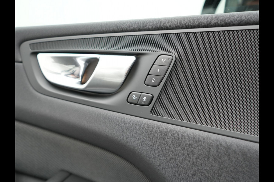 Volvo XC60 T6 Plug-in hybrid AWD R-Design LONG RANGE 350pk PHEV | Panodak | Adaptive Cruise | Lederen Sportstoelen Memory | Google Maps | 21"L.M | Camera | Keyless | Pilot Assist |