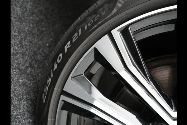 Volvo XC60 T6 Plug-in hybrid AWD R-Design LONG RANGE 350pk PHEV | Panodak | Adaptive Cruise | Lederen Sportstoelen Memory | Google Maps | 21"L.M | Camera | Keyless | Pilot Assist |