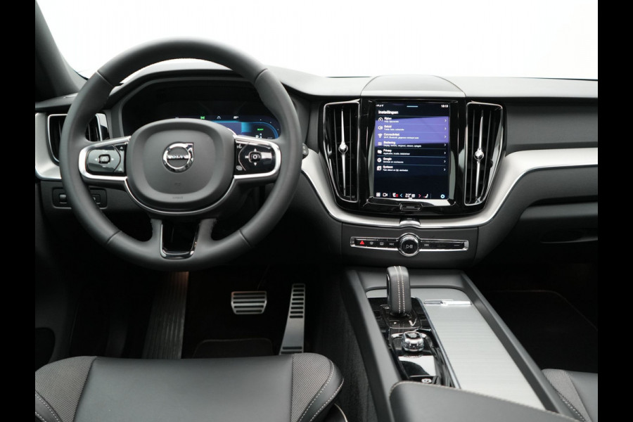 Volvo XC60 T6 Plug-in hybrid AWD R-Design LONG RANGE 350pk PHEV | Panodak | Adaptive Cruise | Lederen Sportstoelen Memory | Google Maps | 21"L.M | Camera | Keyless | Pilot Assist |