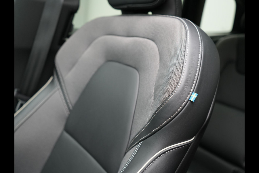 Volvo XC60 T6 Plug-in hybrid AWD R-Design LONG RANGE 350pk PHEV | Panodak | Adaptive Cruise | Lederen Sportstoelen Memory | Google Maps | 21"L.M | Camera | Keyless | Pilot Assist |