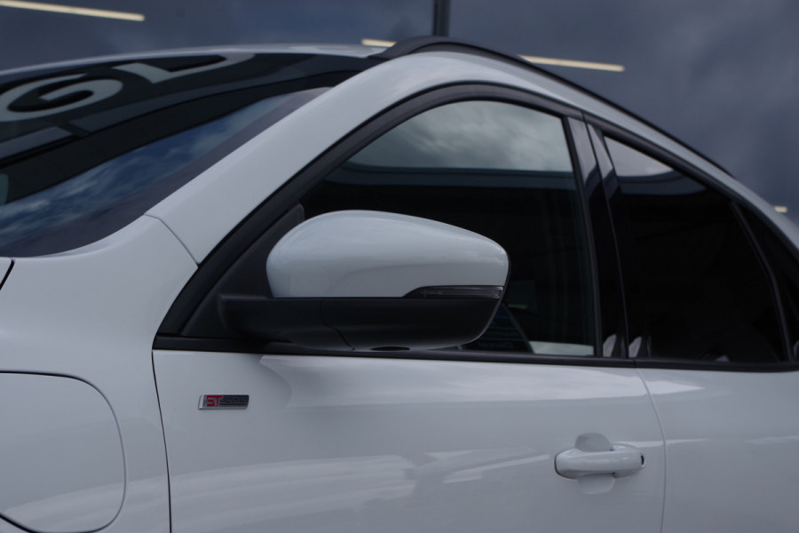 Ford Kuga 2.5 PHEV 225 PK ST-Line X, Adap. Cruise Control, Winterpakket, Bang & Olufsen, Camera