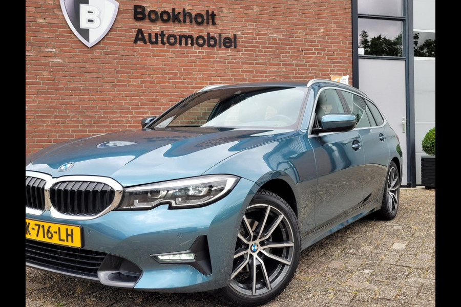 BMW 3 Serie Touring 320i Sport-Line, Camera, M-stuur, El. tr.haak (BTW, NAP, NL-auto)