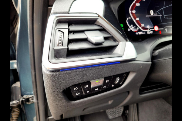 BMW 3 Serie Touring 320i Sport-Line, Camera, M-stuur, El. tr.haak (BTW, NAP, NL-auto)