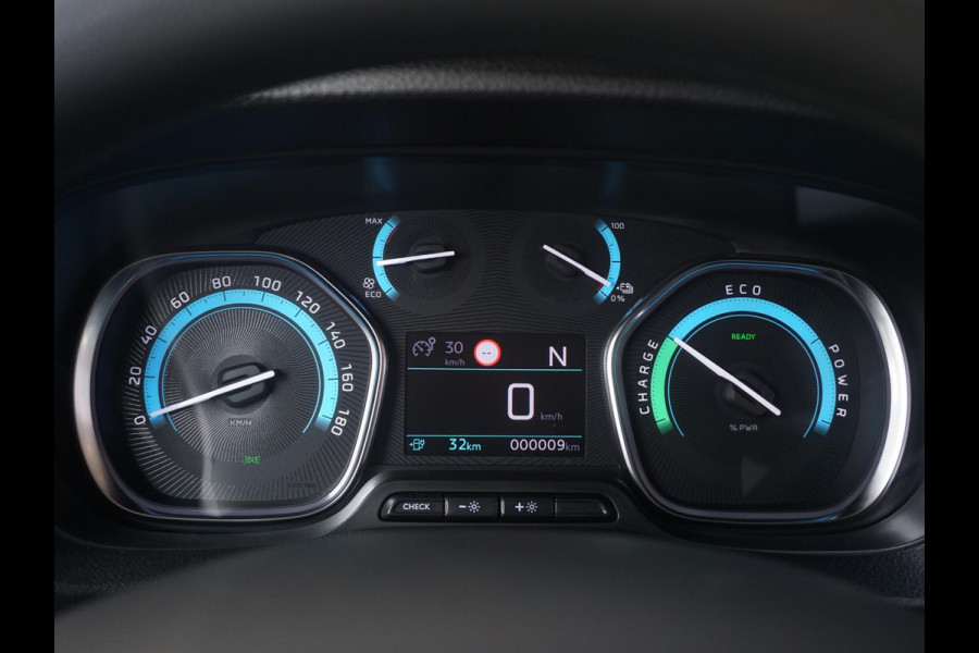 Peugeot e-Expert L3 75 kWh | camera | navi incl. Apple Carplay | Comfort tussenschot | e-Call pakket | rijklaarprijs