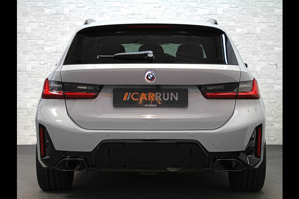 BMW 3 Serie Touring 330e 292pk M-Sport-Pro | Carbon | ACC | Stuurverw. | M50 jahre | M340 Bumper en uitlaat | E.TH 1500kg | Pano | Camera | Dab+ | Adaptieve Cruise Control | Ambiance | Lane & Side Assist  | Apple & Android Carplay | Fabrieksgarantie.