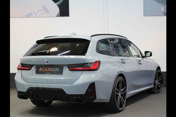 BMW 3 Serie Touring 330e 292pk M-Sport-Pro | Carbon | ACC | Stuurverw. | M50 jahre | M340 Bumper en uitlaat | E.TH 1500kg | Pano | Camera | Dab+ | Adaptieve Cruise Control | Ambiance | Lane & Side Assist  | Apple & Android Carplay | Fabrieksgarantie.