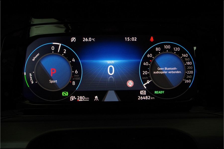Volkswagen Golf 1.4 eHybrid Style > 204pk/Pano.schuif/Memory/IQ.Light/trekhaak/Sportstoelen...