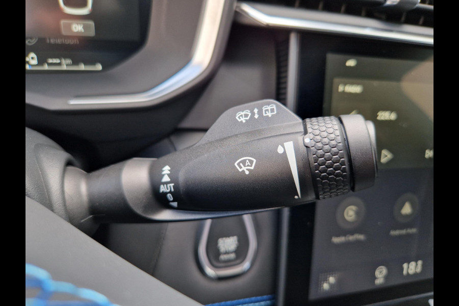 Lynk & Co 01 1.5 T Phev | 360 Camera | Pano | Infinity | Stoelverwarming | BSD |