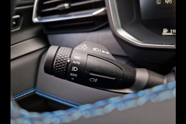 Lynk & Co 01 1.5 T Phev | 360 Camera | Pano | Infinity | Stoelverwarming | BSD |