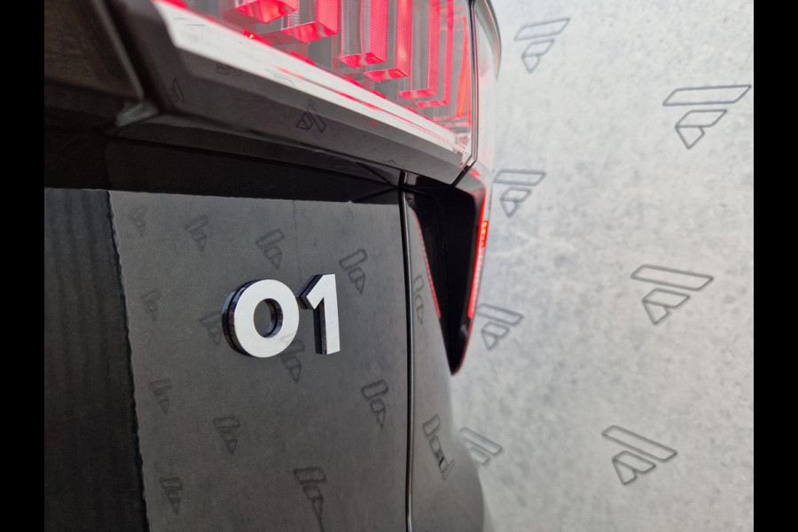 Lynk & Co 01 1.5 T Phev | 360 Camera | Pano | Infinity | Stoelverwarming | BSD |